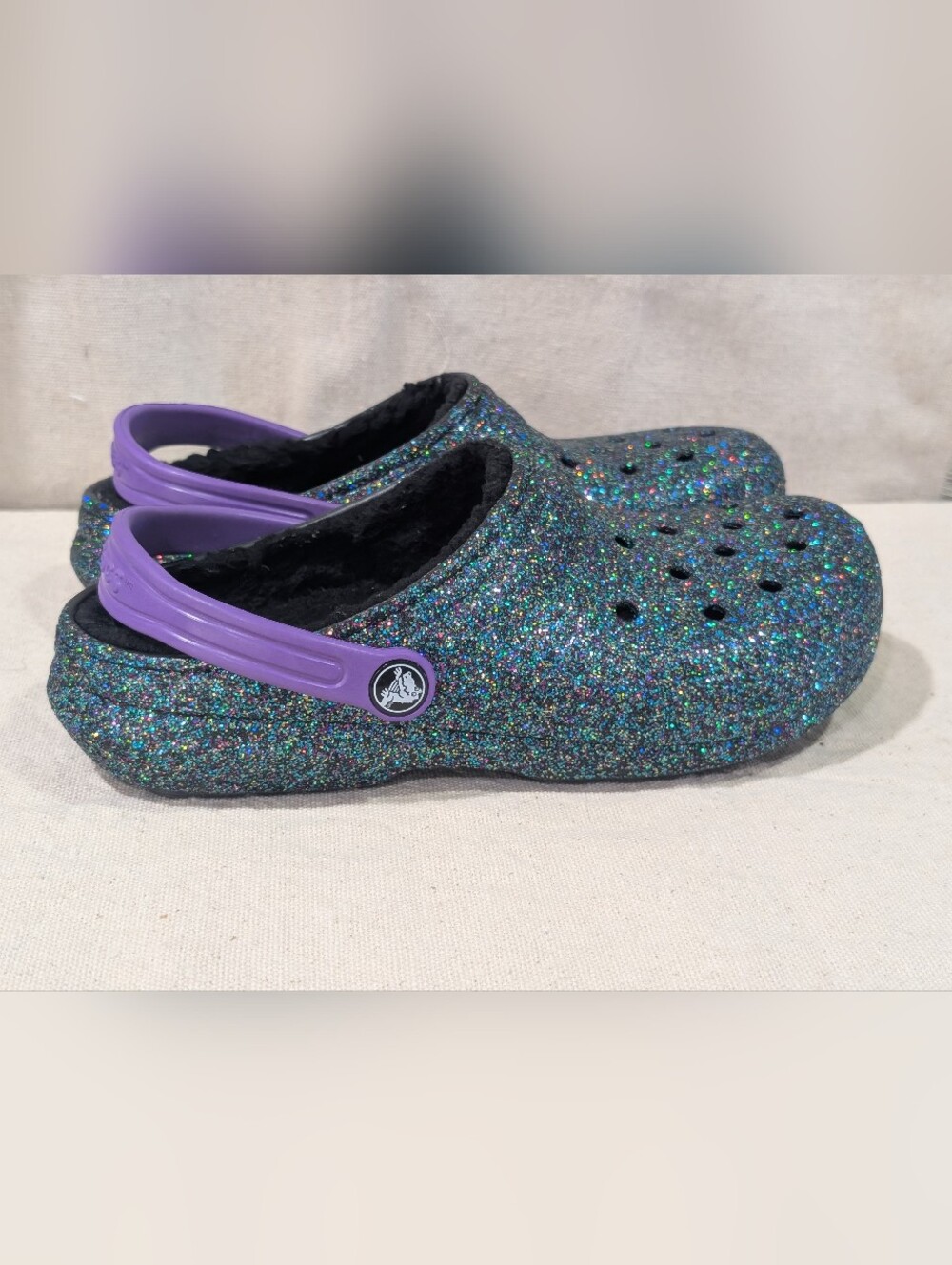 Crocs Classic kids youth size 5 shoes purple sparkle lined slip on comfort clogs
